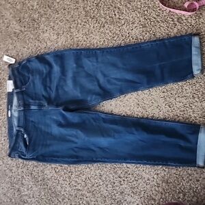 Mid-Rise Wow Boyfriend Straight Jeans